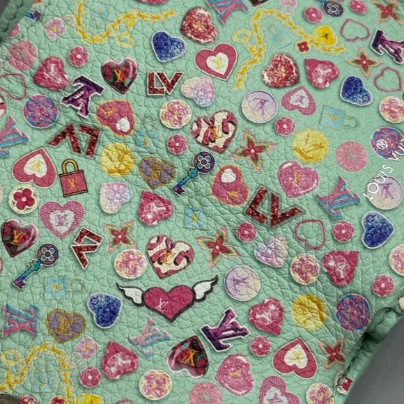 Louis Vuitton Mini Lockme Menthe Microchipped Wallet full inclusion - Picture 17 of 17